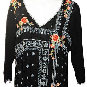 Johnny Was xl top black Rayon Embroidered thoughout beautiful
